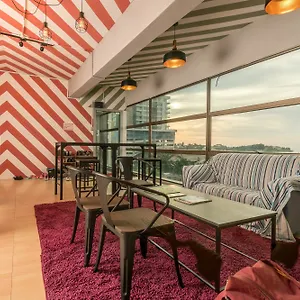 Hotel Seaview Capsule, Kota Kinabalu