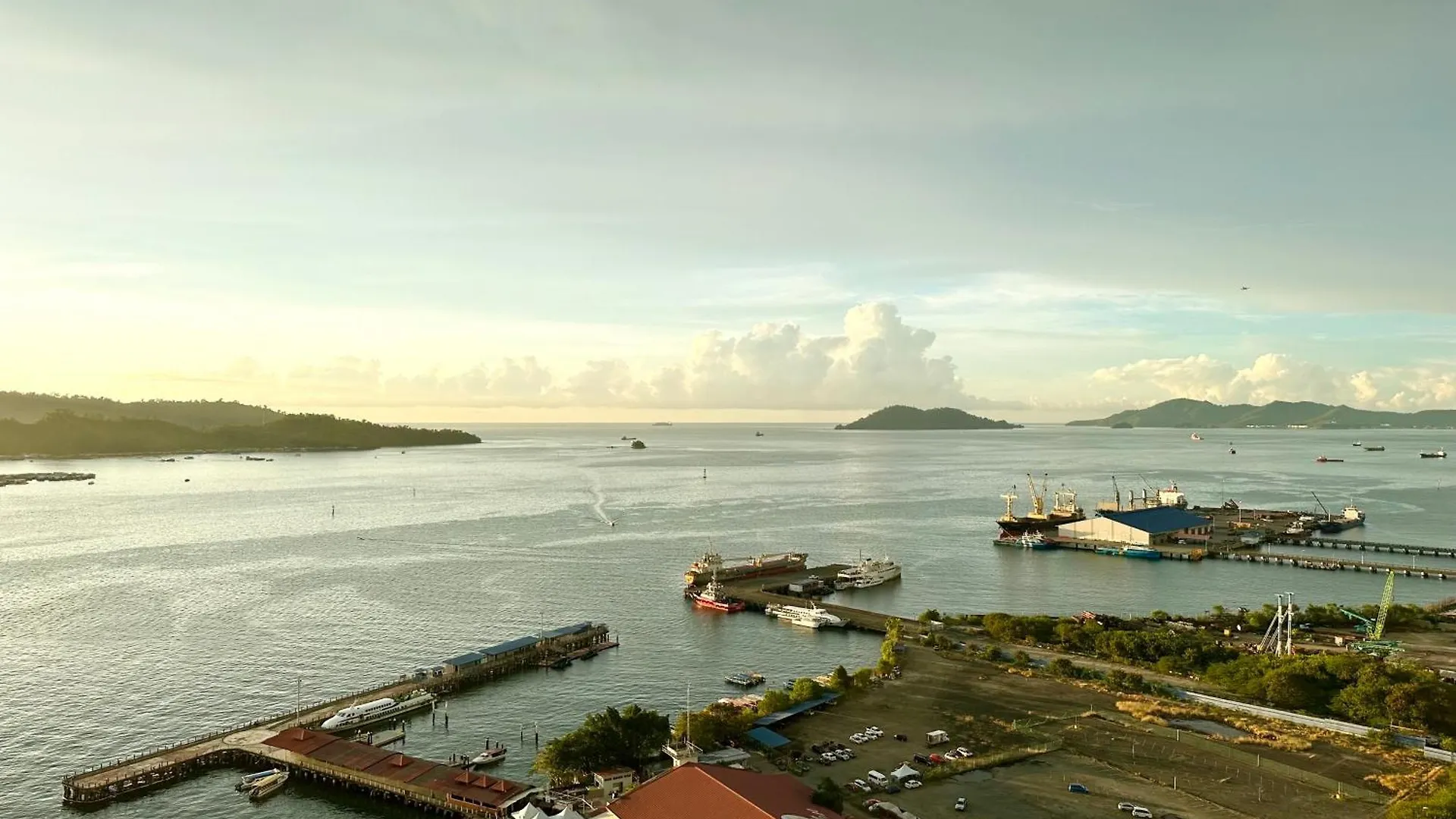 M Centro City Centre @ Gaya Street By Sunset Seaview Vacation Condos Kota Kinabalu