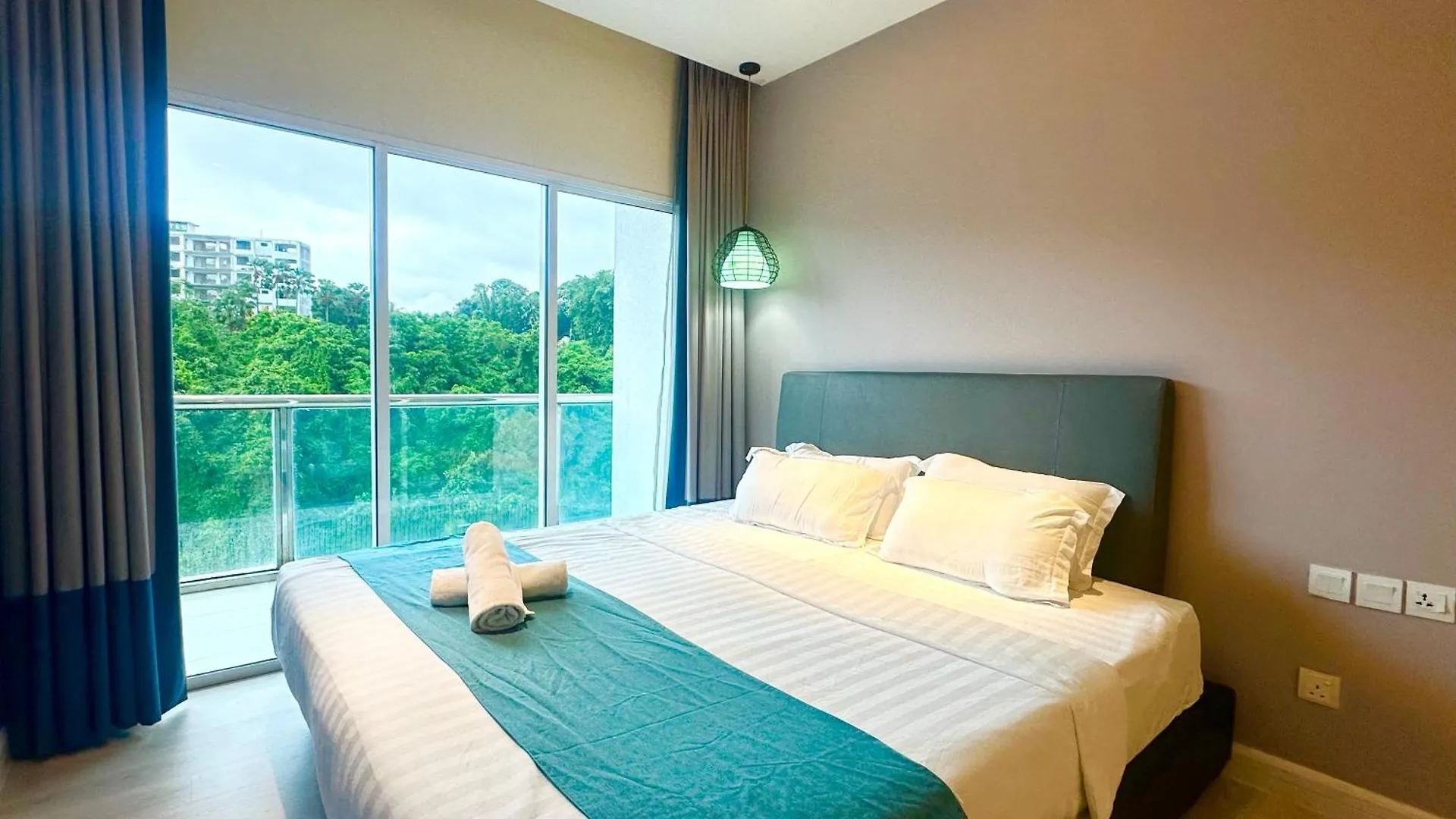 Apartment M Centro City Centre @ Gaya Street By Sunset Seaview Vacation Condos Kota Kinabalu
